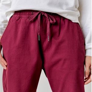 Never worn - Junie Drawstring Joggers size Small | COLOR: BURGUNDY 🌟
